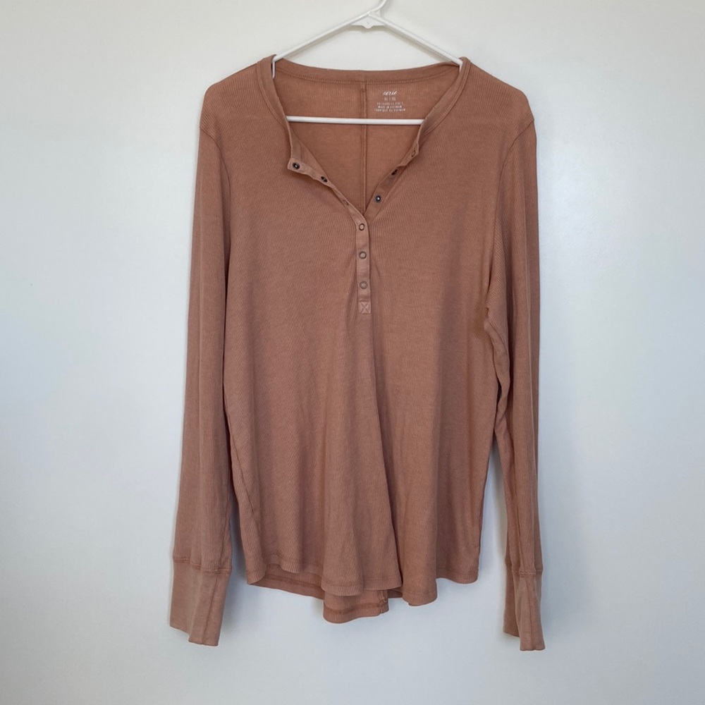 Aerie Super Soft Thermal with Snaps